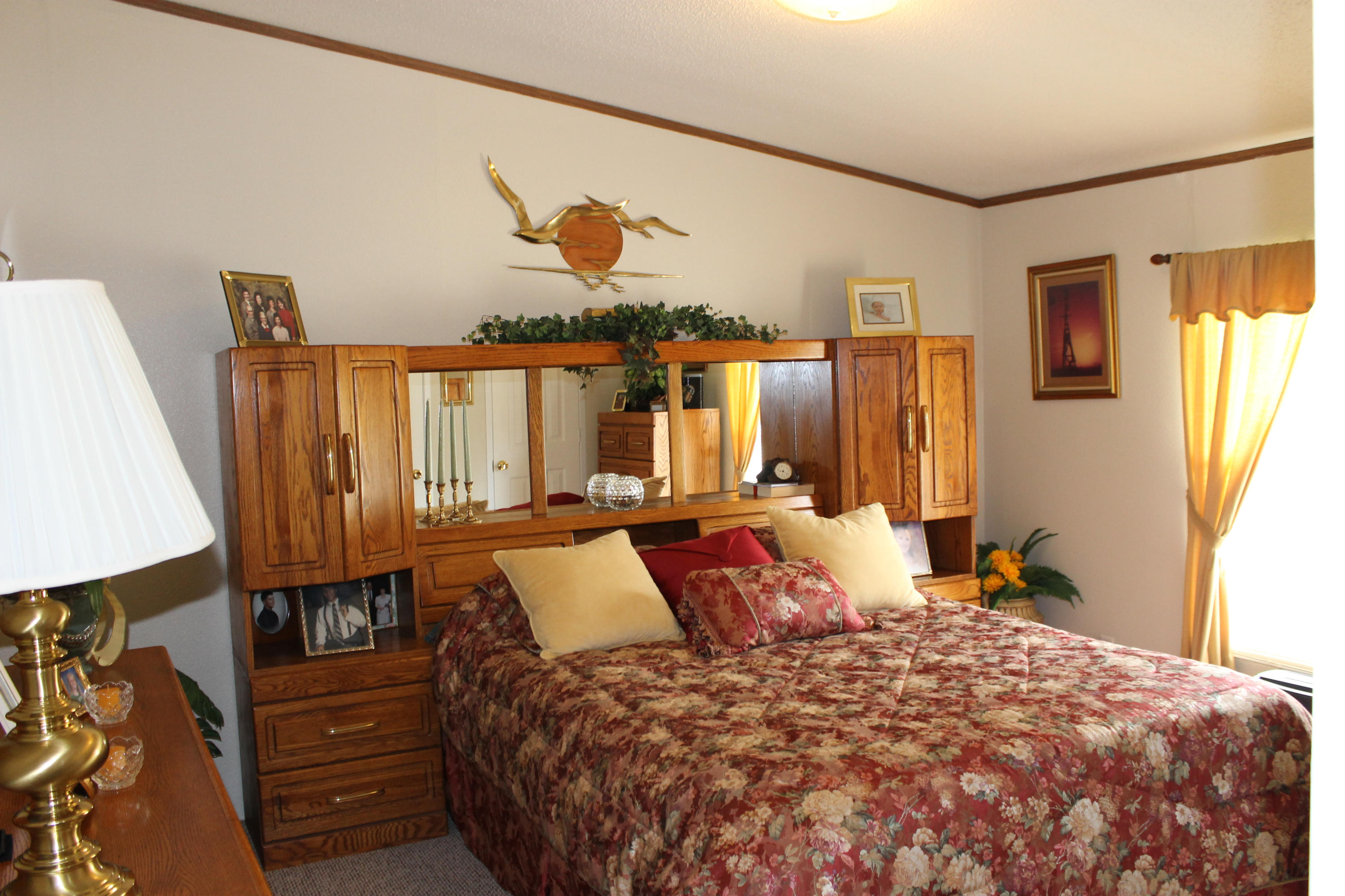 562 Old Stage Road Dandridge, TN 37725 - Photo 19 of 33 Bedroom 2