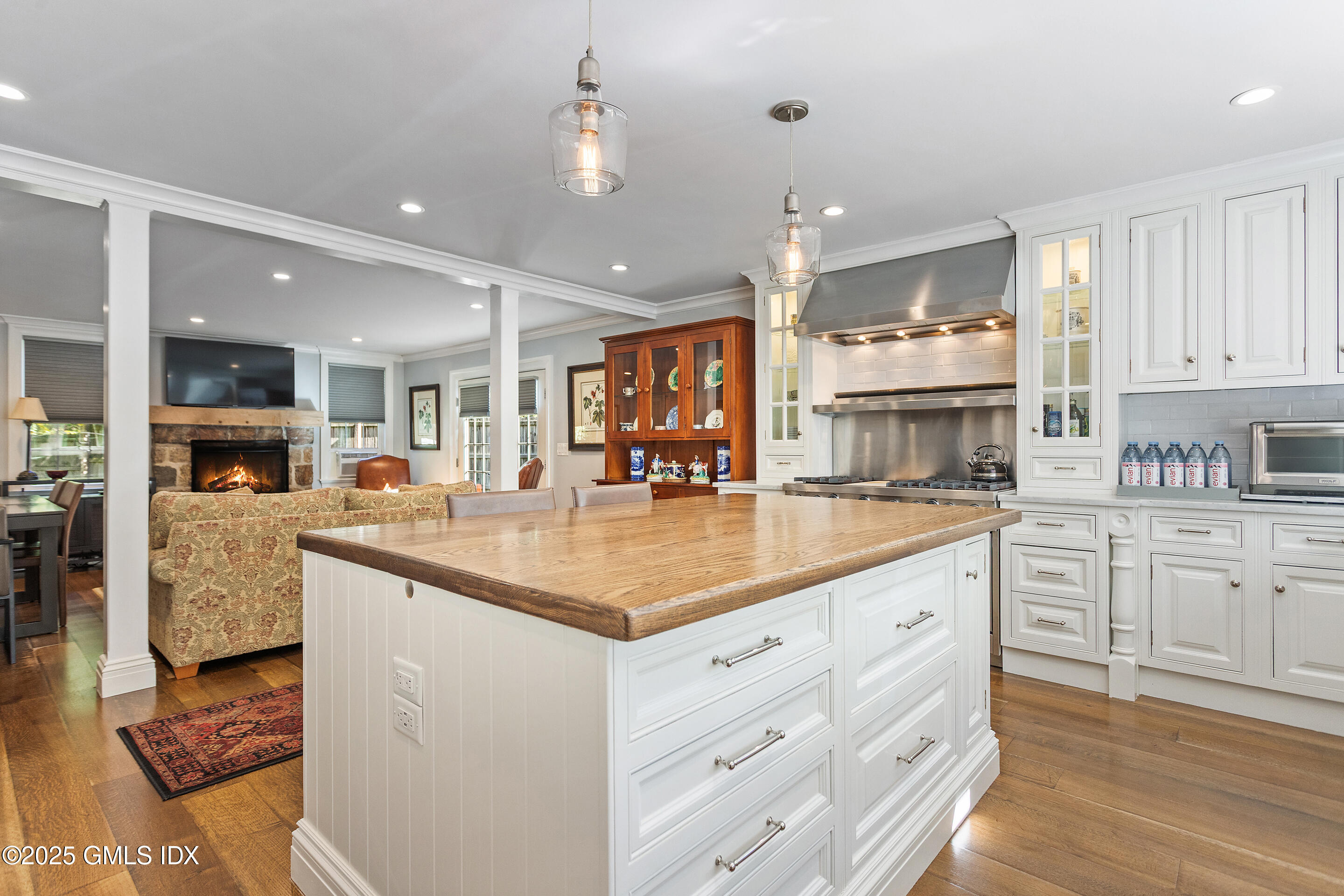 150 Fillow Street Norwalk, CT 06850 - Photo 22 of 29 IMG_0571_1