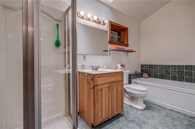 9 Hans Road McDonald, PA 15057 - Photo 12 of 23 Gallery Image 12
