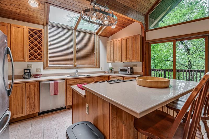 9 Hans Road McDonald, PA 15057 - Photo 7 of 23 Gallery Image 7