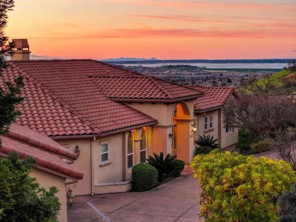 $2,080,000 | 512 Montridge Way, El Dorado Hills, CA 95762