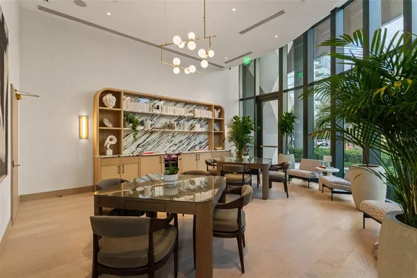 $14,500 | 3015 South Ysabella Avenue, Unit 1901, Tampa, FL 33629
