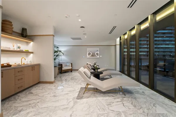 $14,500 | 3015 South Ysabella Avenue, Unit 1901, Tampa, FL 33629