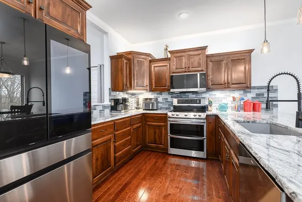 $269,900 | 715 North 74th Street, Kansas City, KS 66112