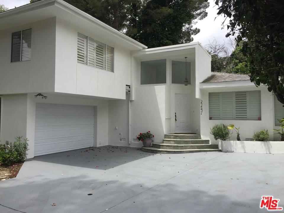 2247 Roscomare Road Los Angeles, CA 90077 - Photo 1 of 12 Gallery Image 1