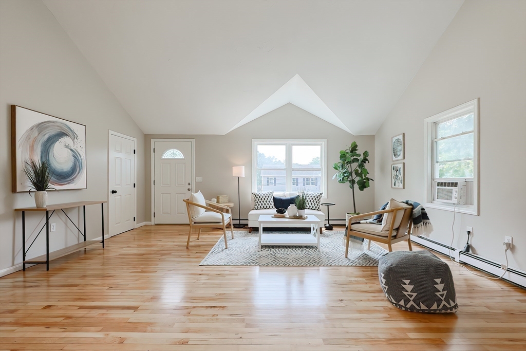 5 East Public Street Freetown, MA 02702 - Photo 20 of 41