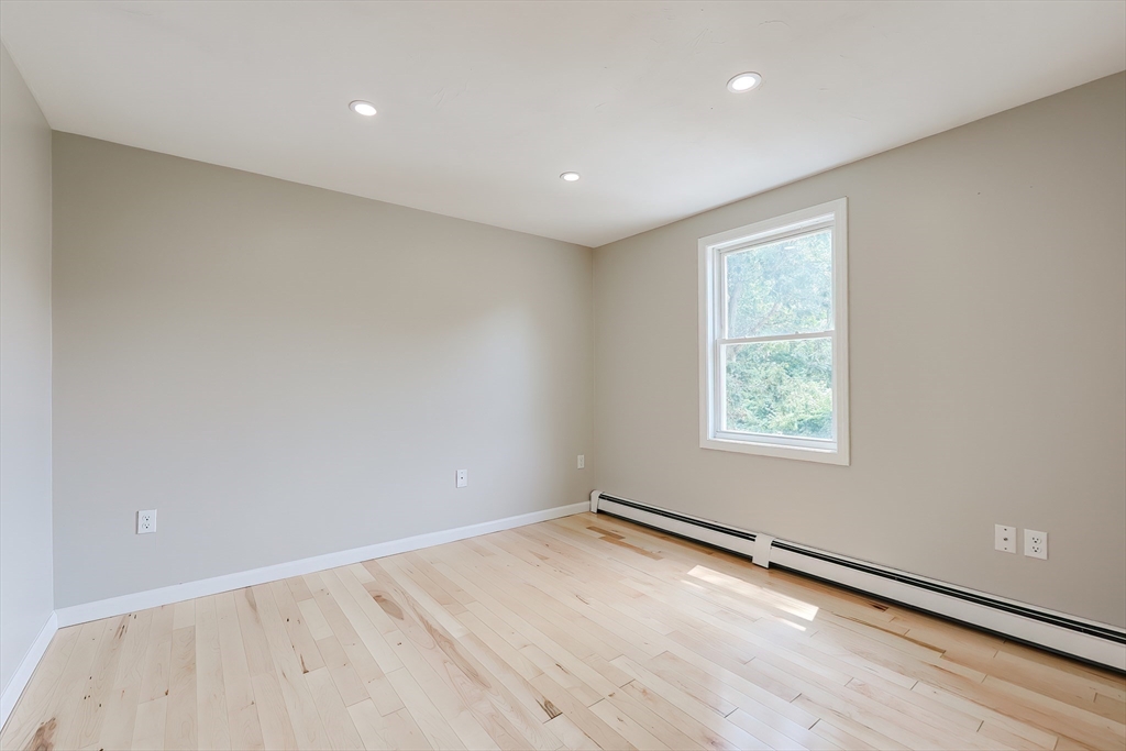 5 East Public Street Freetown, MA 02702 - Photo 35 of 41