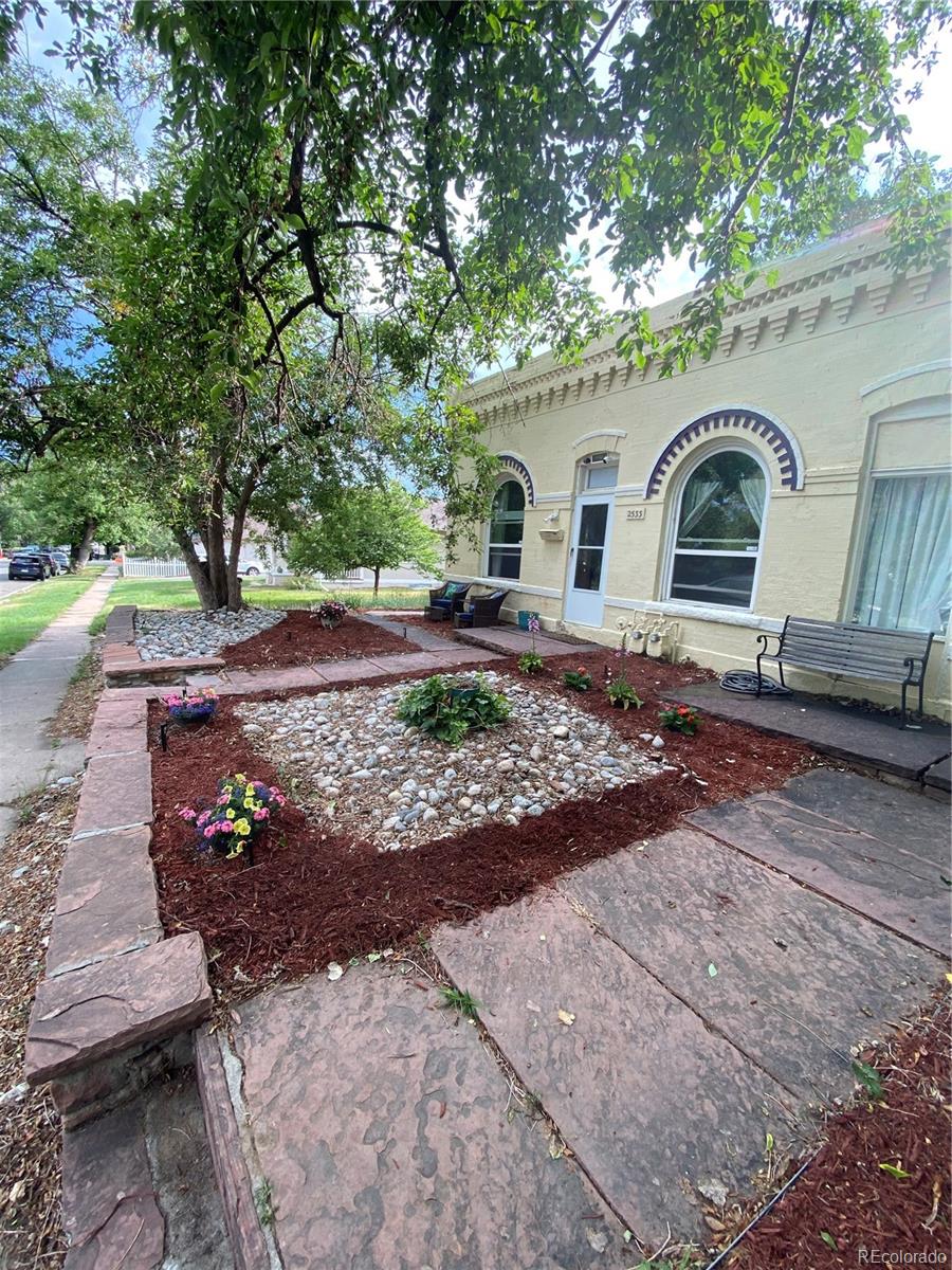 2537 Ames Street Edgewater, CO 80214 - Photo 2 of 15