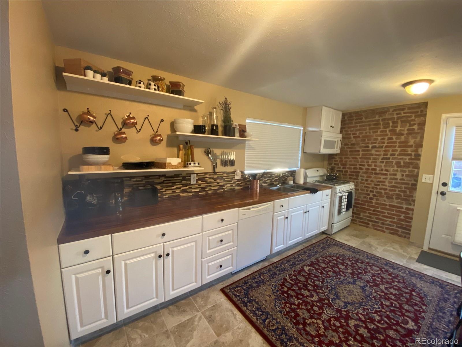 2537 Ames Street Edgewater, CO 80214 - Photo 9 of 15