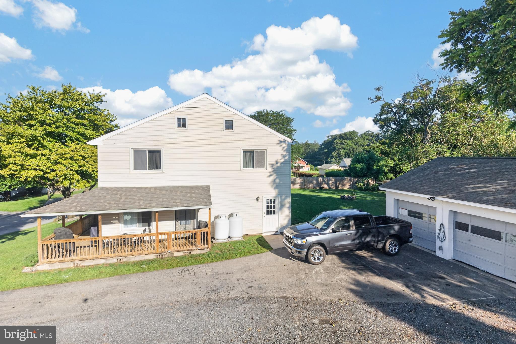 769 Georgetown Road Paradise, PA 17562 - Photo 4 of 62 Gallery Image 4