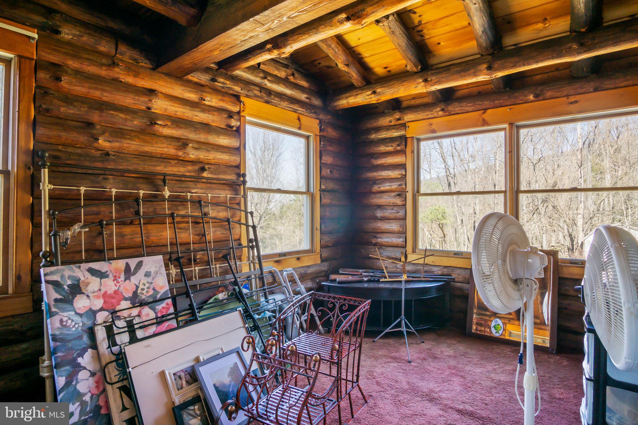 1402 Hoffmaster Road Knoxville, MD 21758 - Photo 15 of 50 Side room