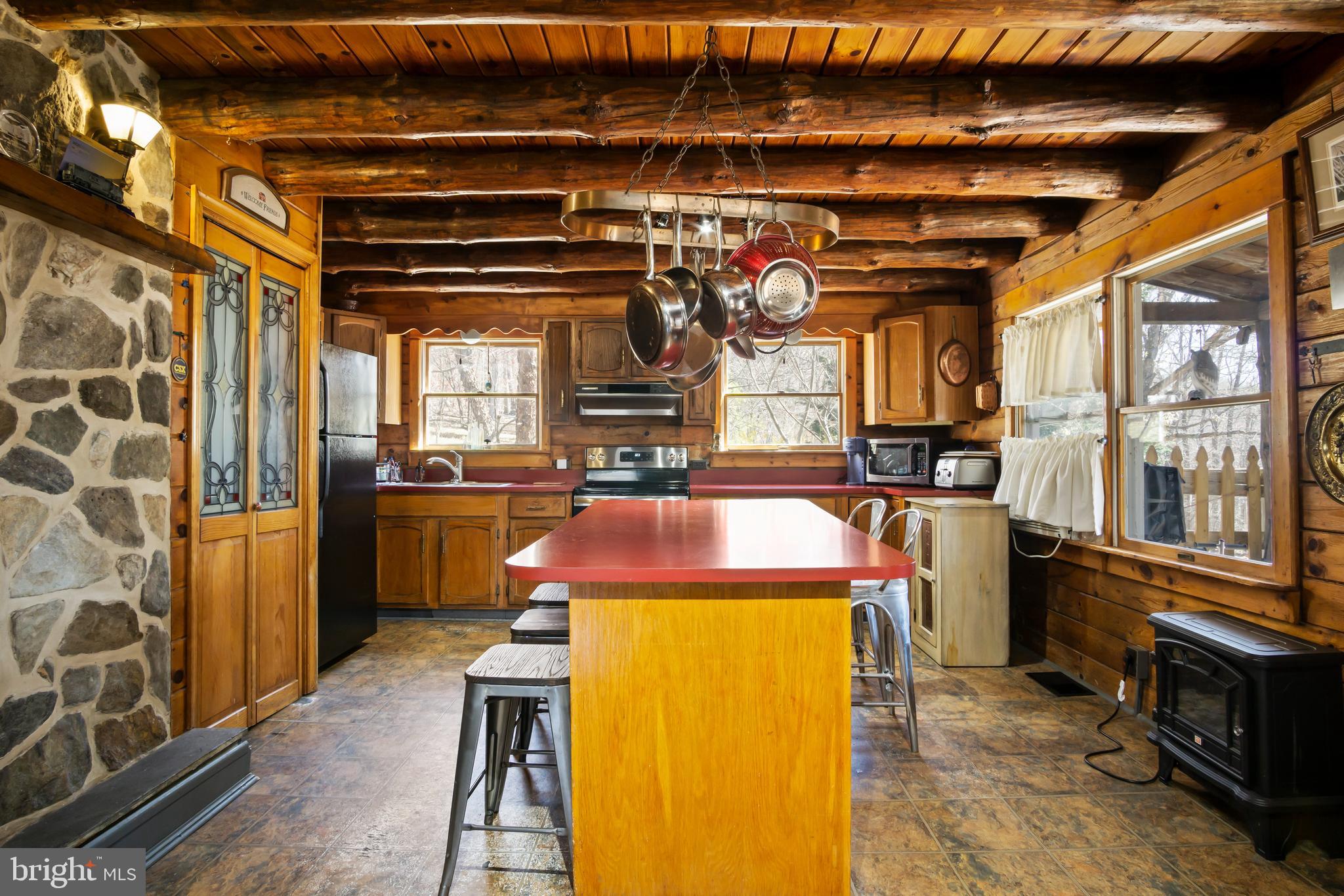 1402 Hoffmaster Road Knoxville, MD 21758 - Photo 4 of 50 Kitchen view