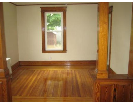 41 Savoy Avenue Springfield, MA 01104 - Photo 5 of 7 Gallery Image 5
