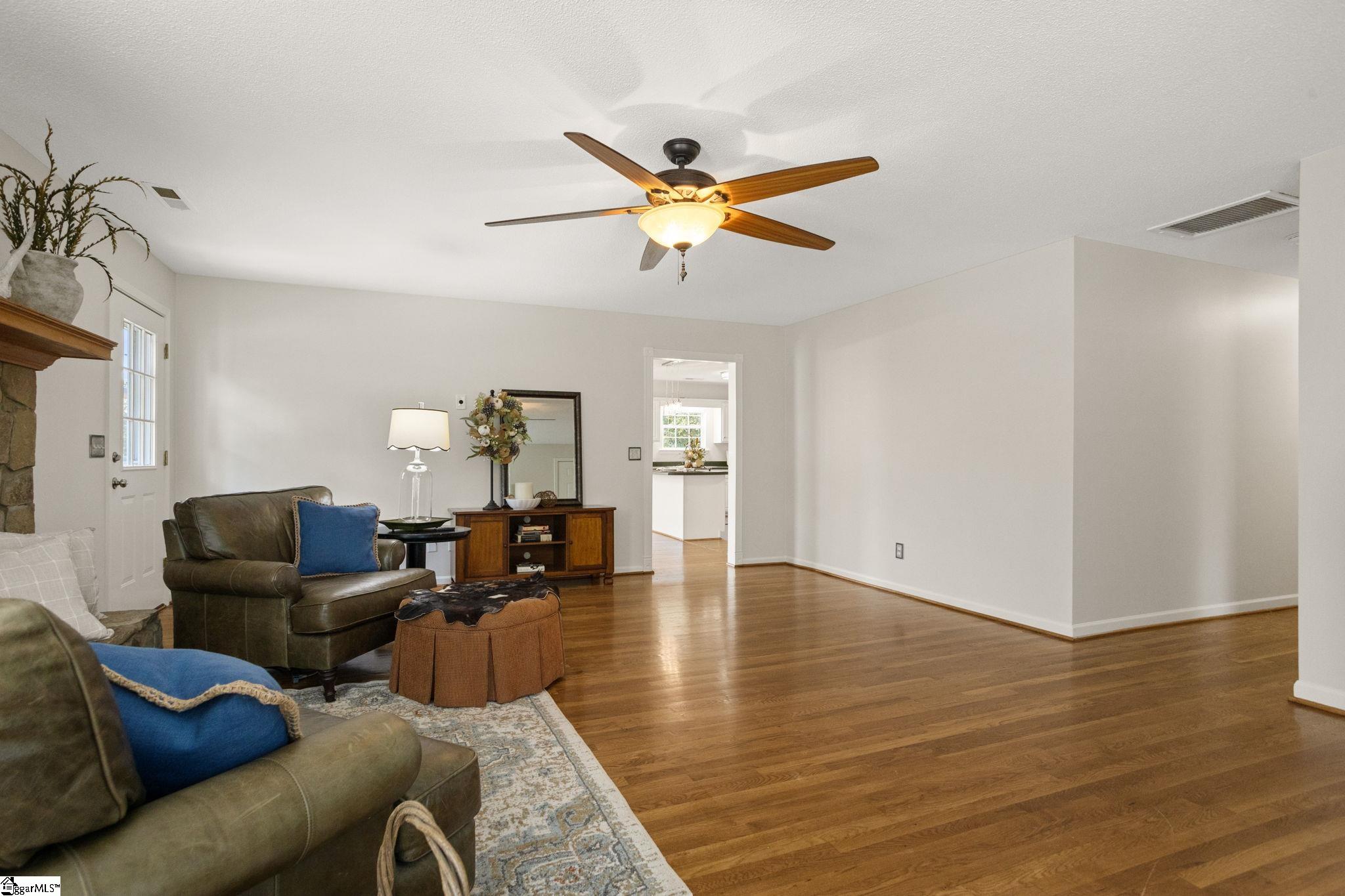 388 Mountain Creek Road Honea Path, SC 29654 - Photo 6 of 50