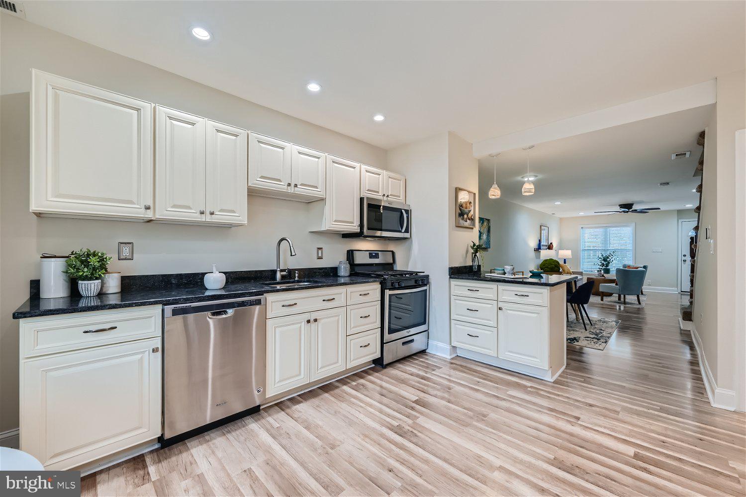4333 Falls Road Baltimore, MD 21211 - Photo 14 of 33 Gallery Image 14