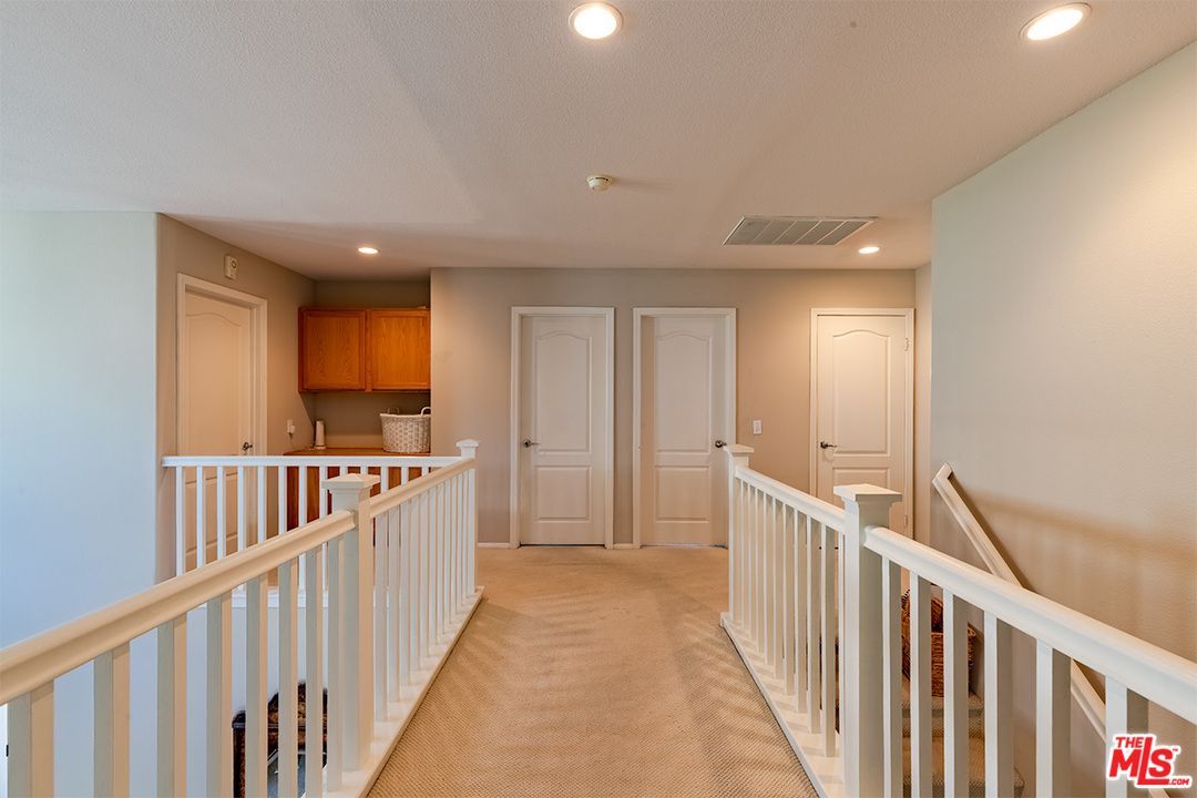 26109 Forster Way Stevenson Ranch, CA 91381 - Photo 27 of 34 Gallery Image 27