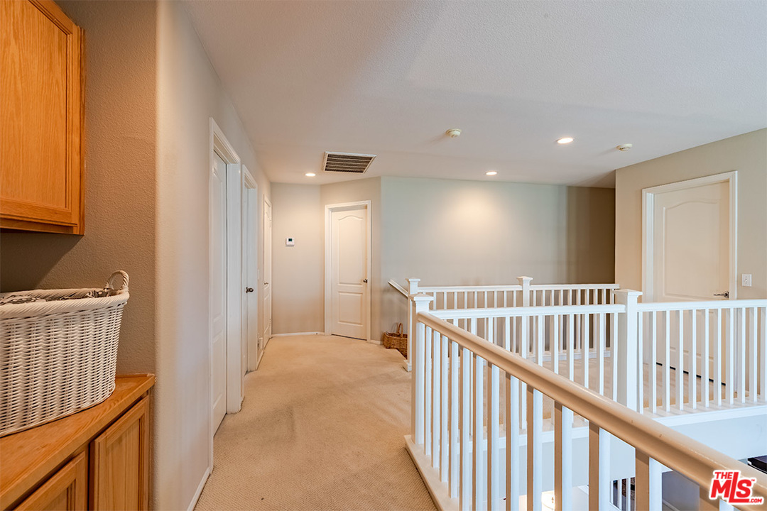 26109 Forster Way Stevenson Ranch, CA 91381 - Photo 28 of 34 Gallery Image 28