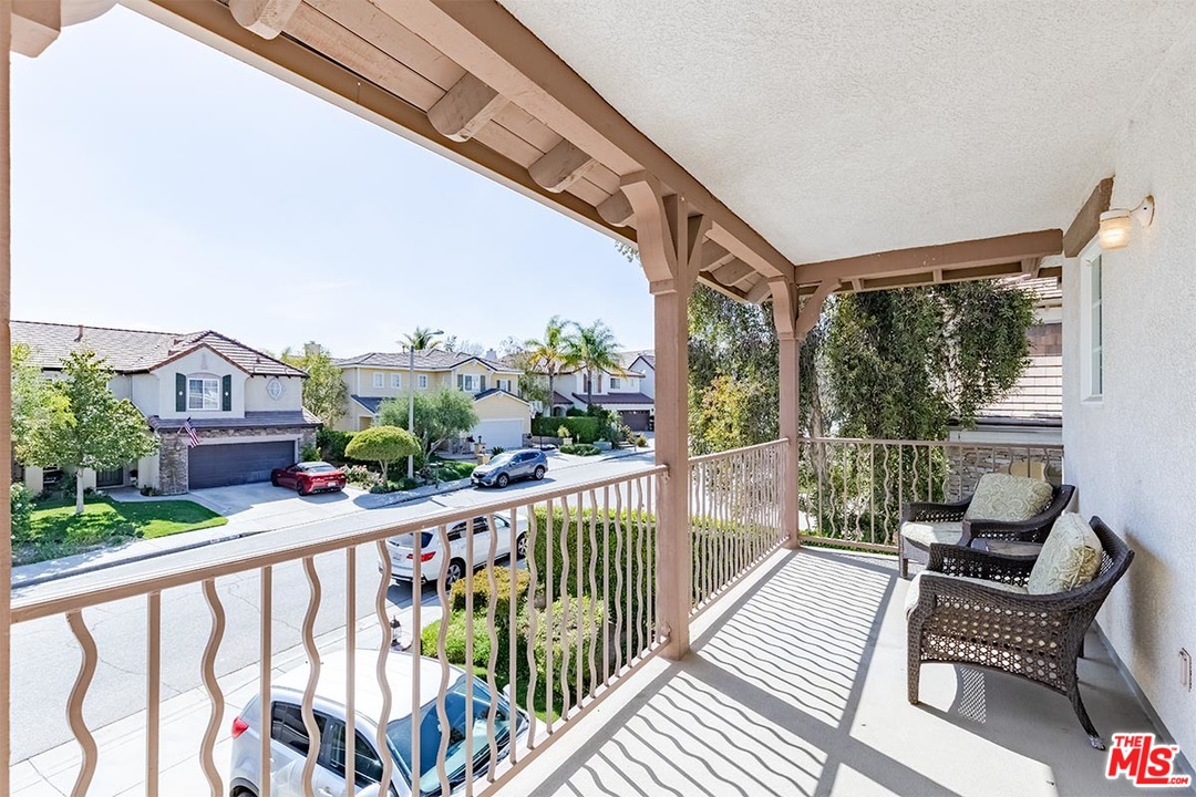 26109 Forster Way Stevenson Ranch, CA 91381 - Photo 29 of 34 Gallery Image 29