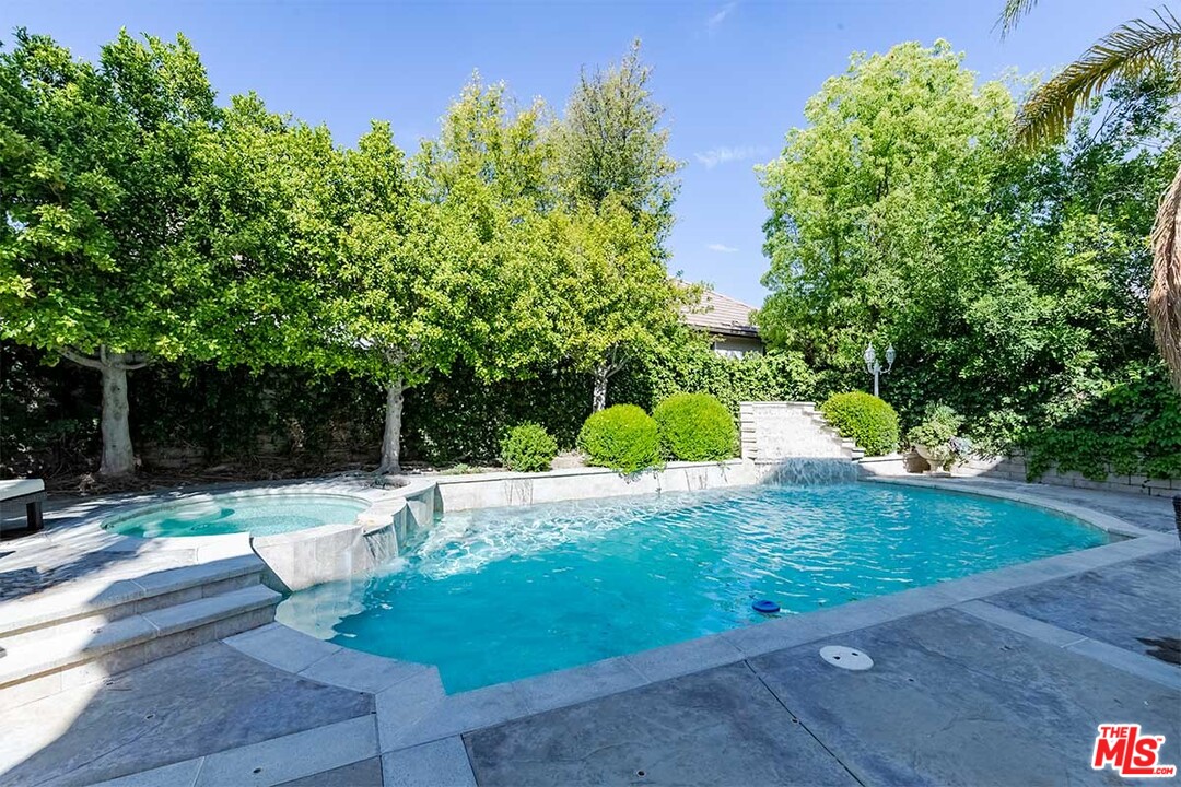 26109 Forster Way Stevenson Ranch, CA 91381 - Photo 30 of 34 Gallery Image 30