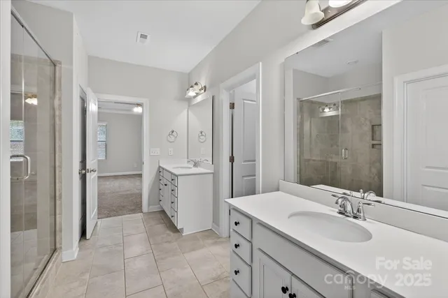 a view of utility room