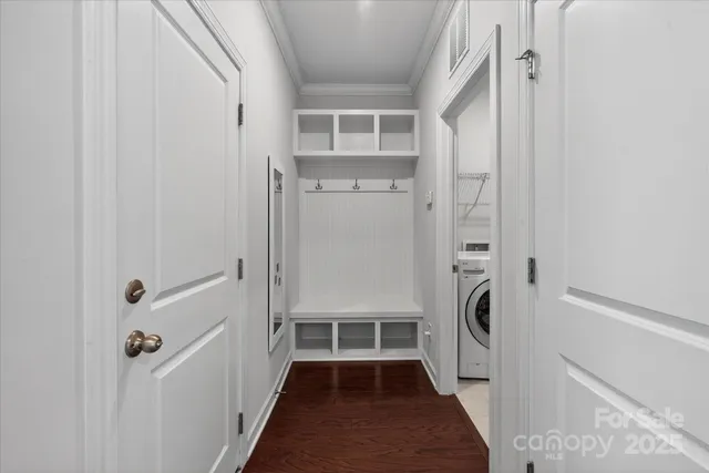 a view of a walk in closet
