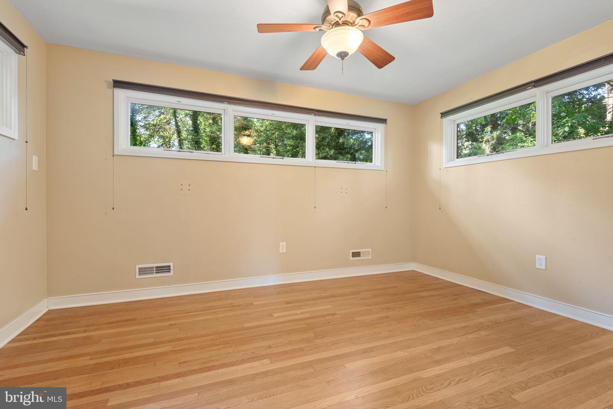 142 Woodside Road Lancaster, PA 17601 - Photo 31 of 56 Gallery Image 31