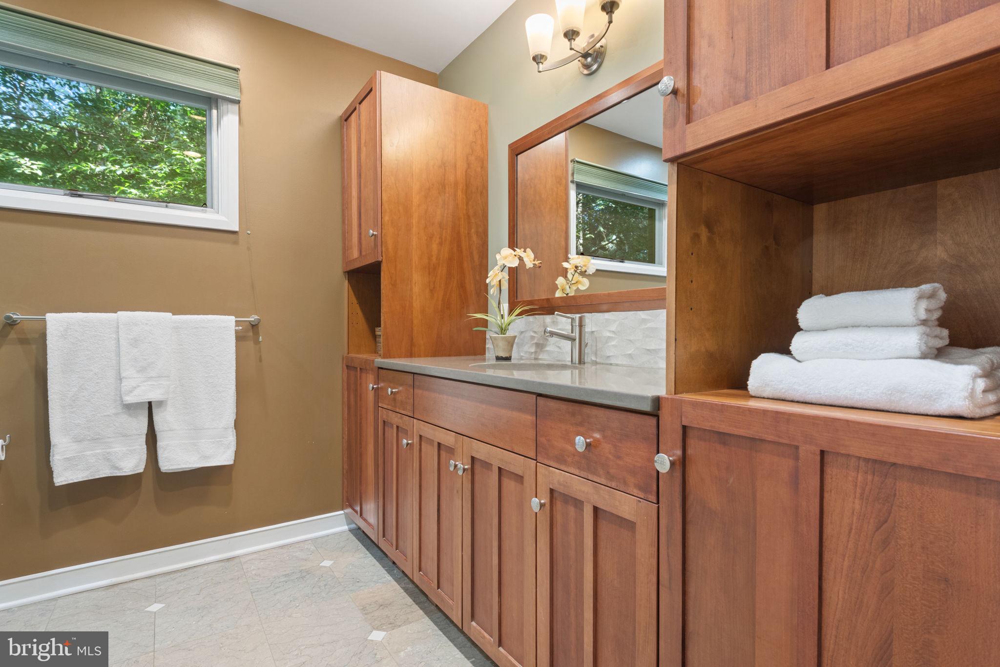 142 Woodside Road Lancaster, PA 17601 - Photo 34 of 56 Gallery Image 34