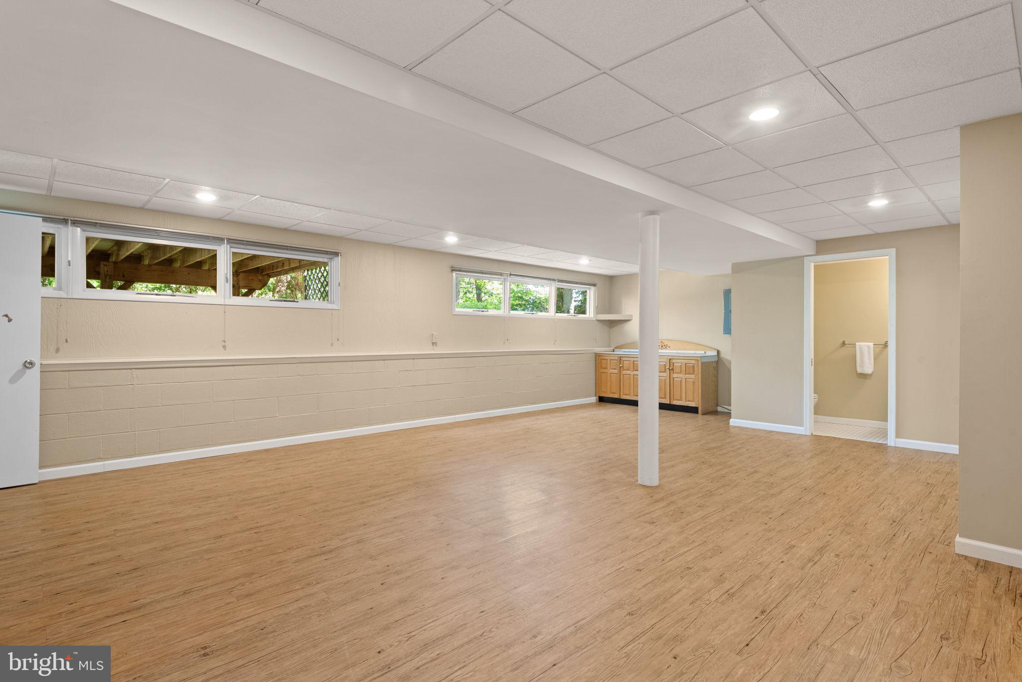 142 Woodside Road Lancaster, PA 17601 - Photo 48 of 56 Gallery Image 48