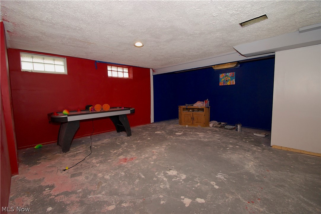 29111 Barjode Road Eastlake, OH 44095 - Photo 13 of 19 Gallery Image 13