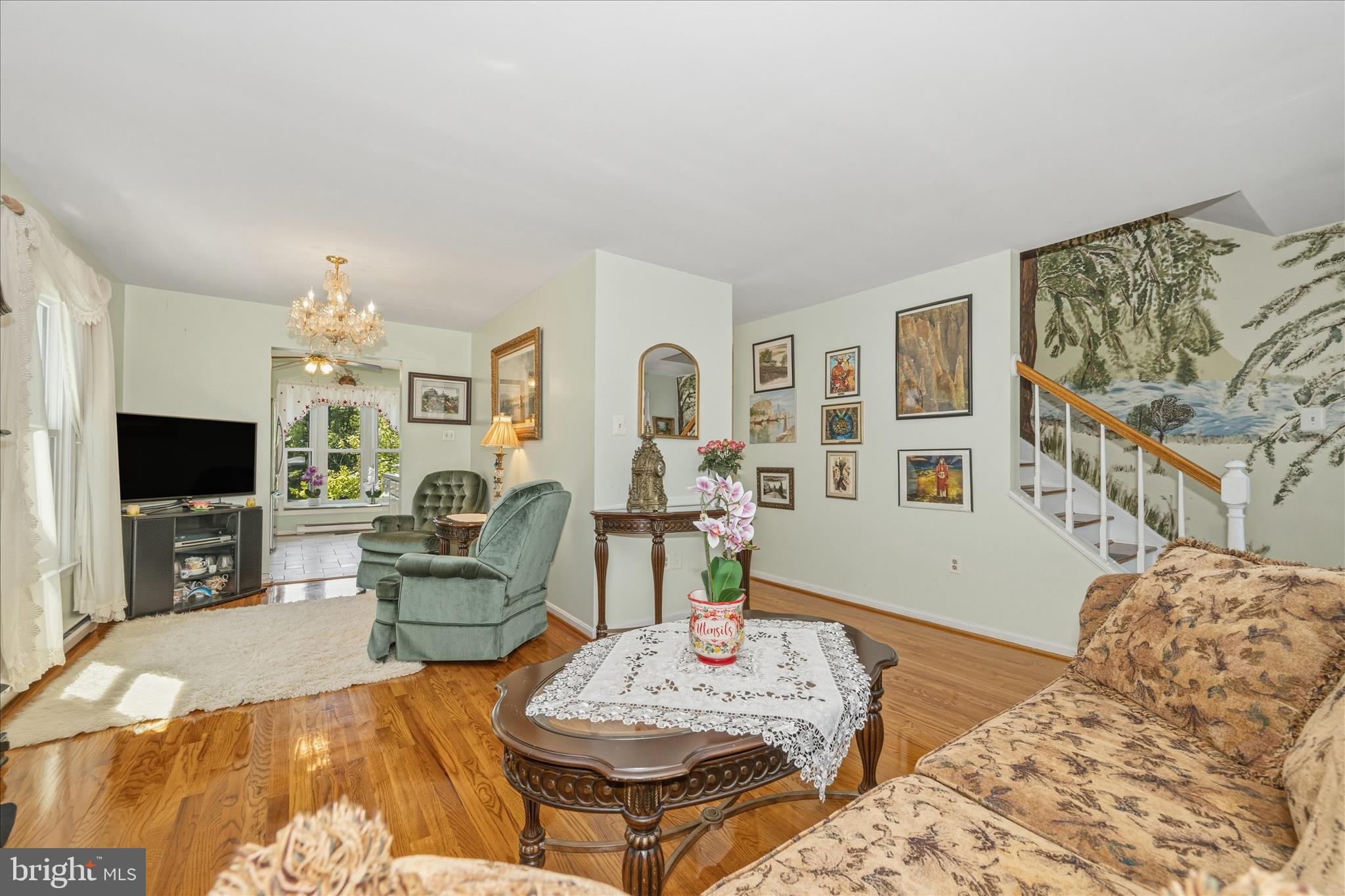 6594 Hemlock Point Road New Market, MD 21774 - Photo 25 of 98 Living Room
