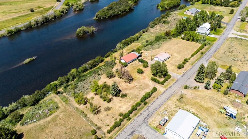 755 South River Road St. Anthony, ID 83445 - Photo 4 of 70