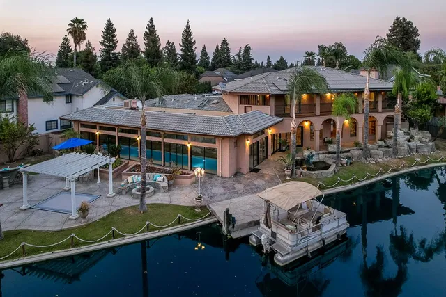 $1,299,000 | 1617 North Aspen Court, Visalia, CA 93291