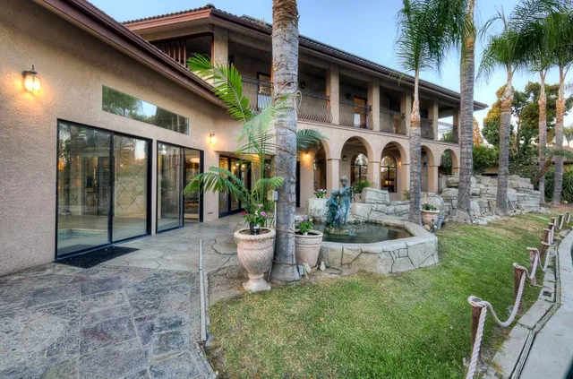 $1,299,000 | 1617 North Aspen Court, Visalia, CA 93291