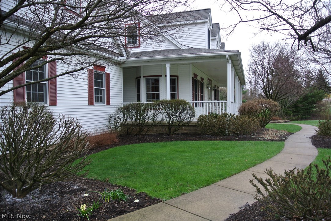 9853 Barr Road Brecksville, OH 44141 - Photo 33 of 35 Side view