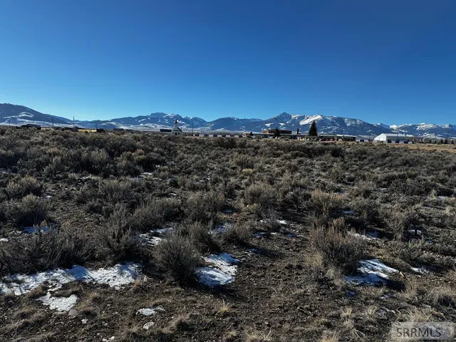 $60,000 | 0 1st Street, Leadore, ID 83464