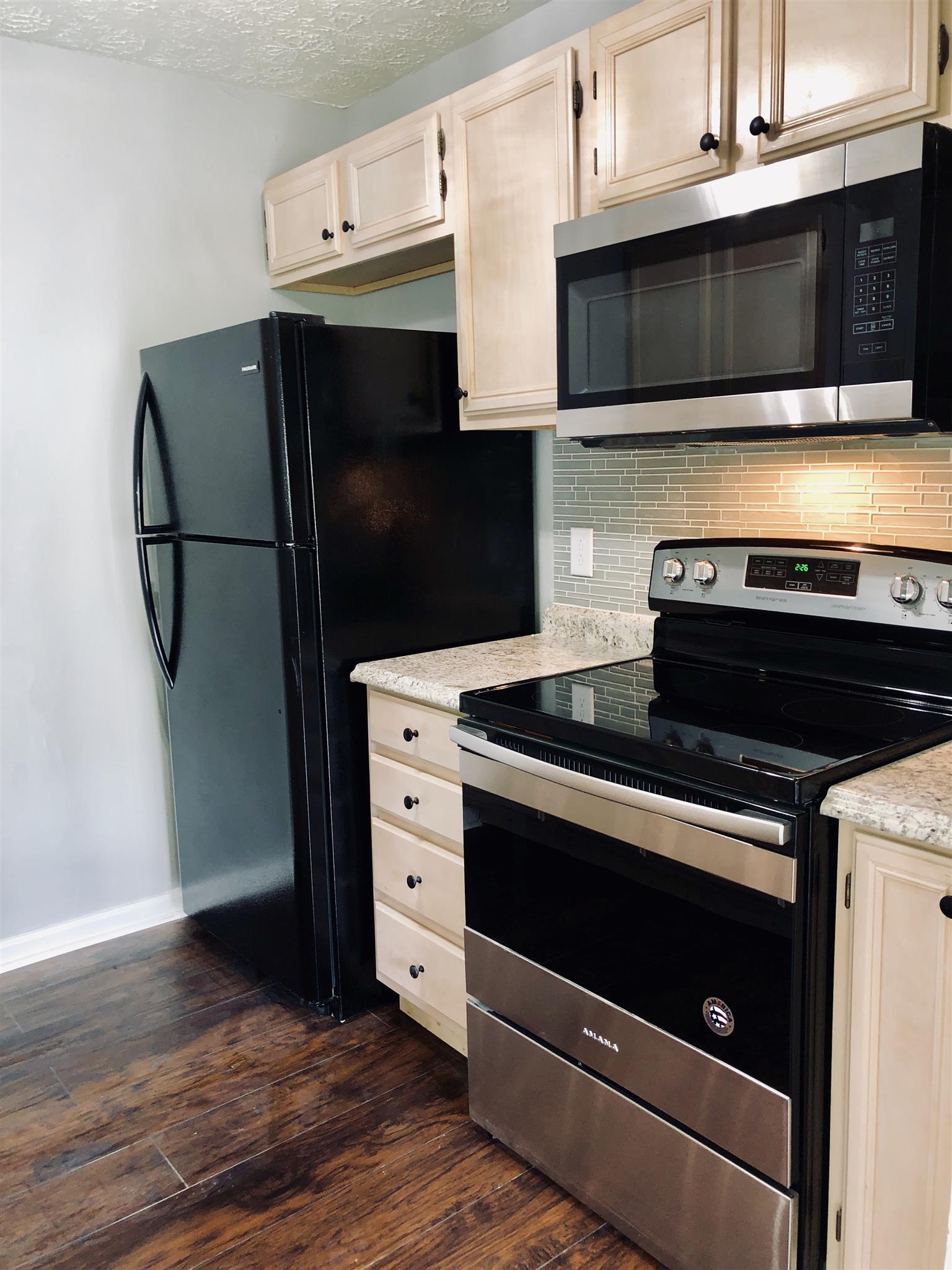 310 Andrew Jackson Place Hermitage, TN 37076 - Photo 9 of 20