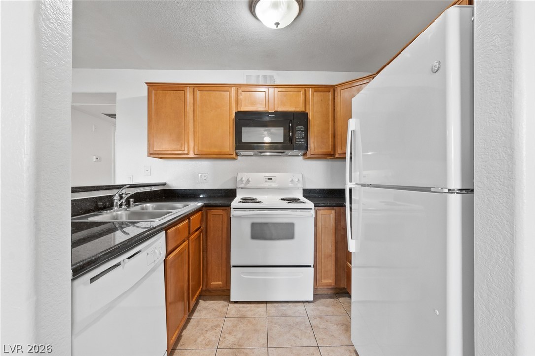 9325 West Desert Inn Road, Unit 190 Las Vegas, NV 89117 - Photo 5 of 27