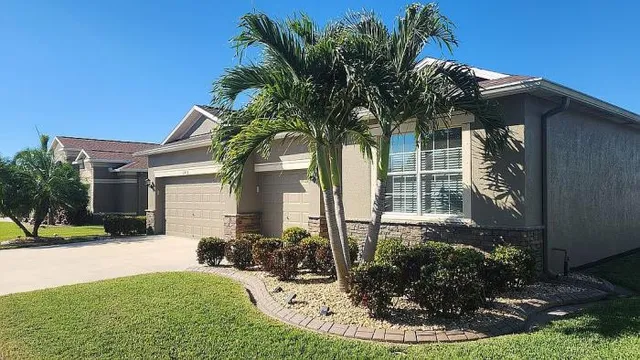 $425,000 | 2415 Cumberland Cliff Drive, Ruskin, FL 33570