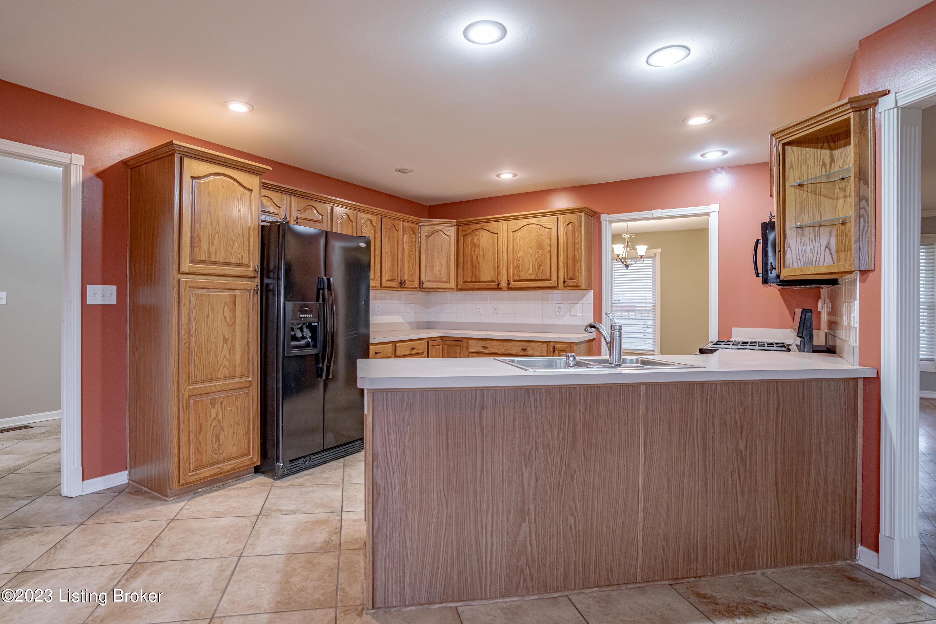 1039 Stapleton Road Shelbyville, KY 40065 - Photo 47 of 98 DSC05368
