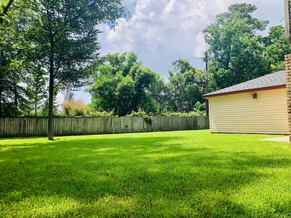 $2,400 | 29021 Cherrywood Lane, Shenandoah, TX 77381