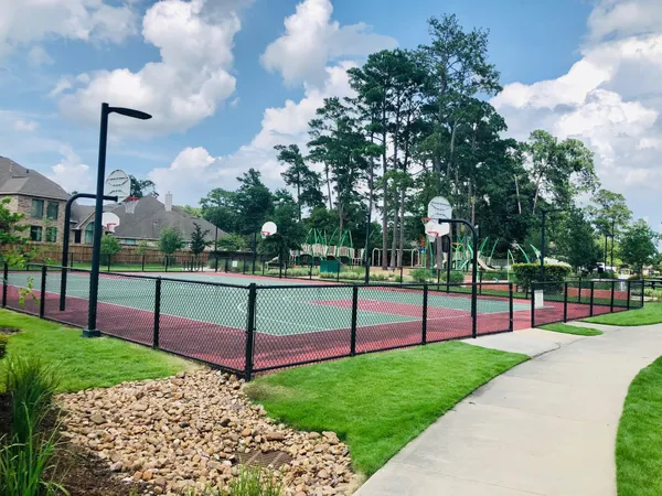 $2,400 | 29021 Cherrywood Lane, Shenandoah, TX 77381