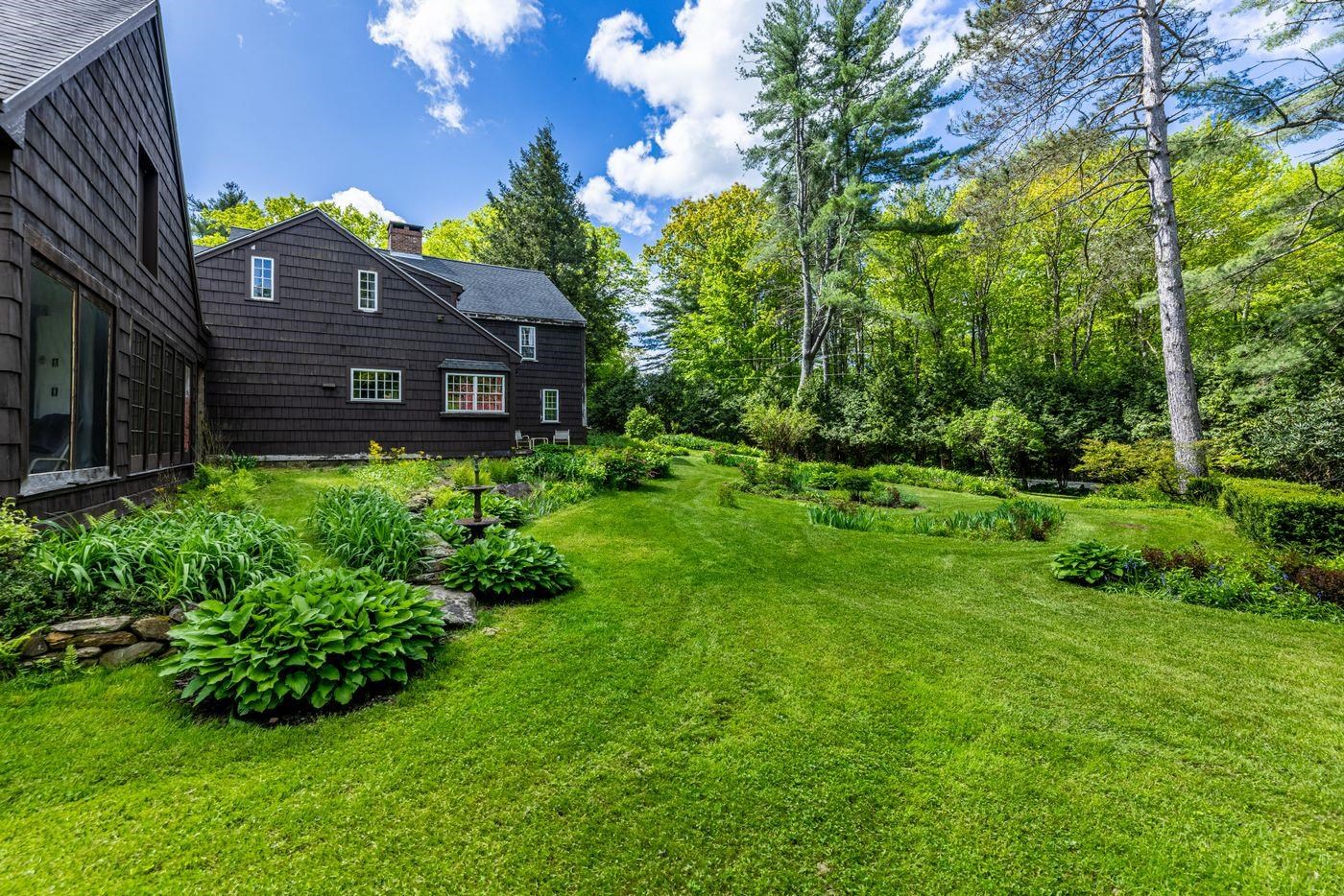 428 N Road Salisbury, NH 03235 - Photo 5 of 54