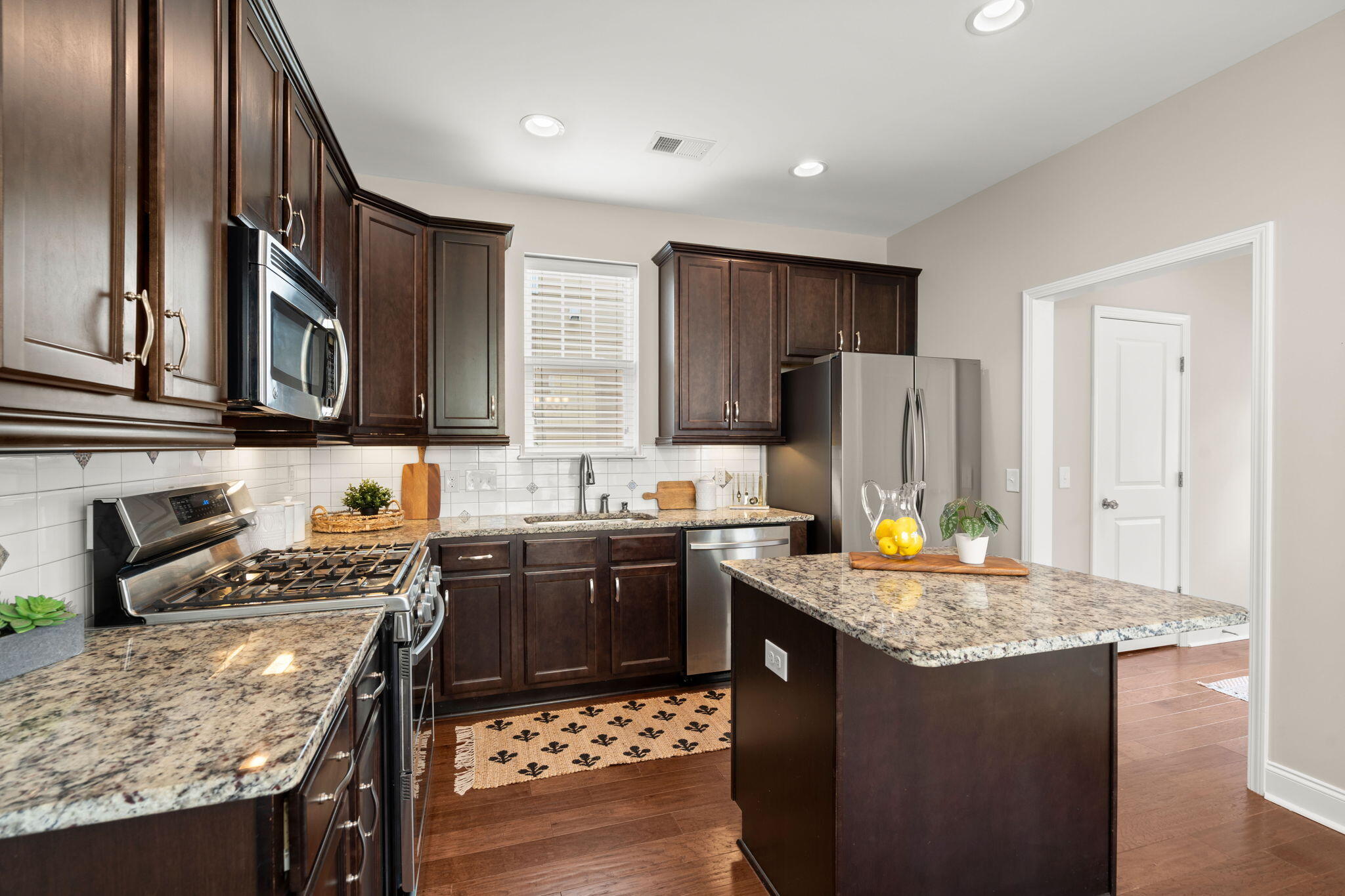 102 Green Grass Road Summerville, SC 29483 - Photo 14 of 55 13