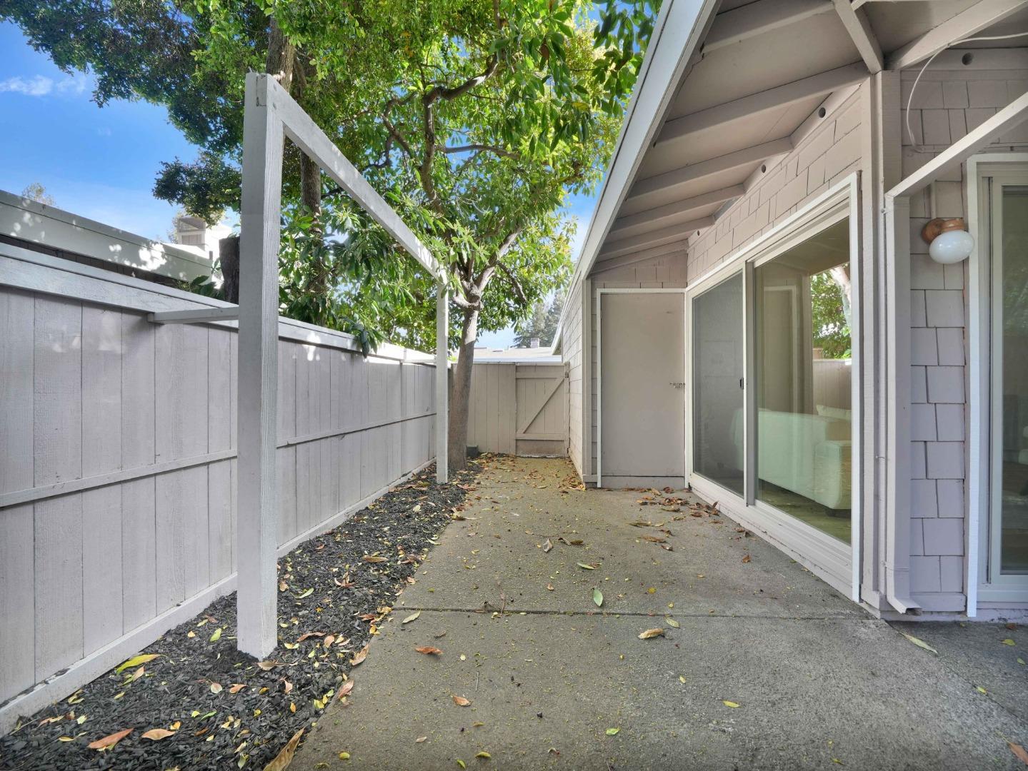 500 West Middlefield Road, Unit 170 Mountain View, CA 94043 - Photo 24 of 26