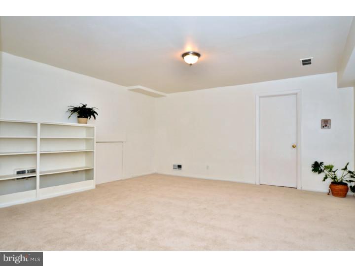 2245 Cambridge Road Broomall, PA 19008 - Photo 11 of 23 Gallery Image 11