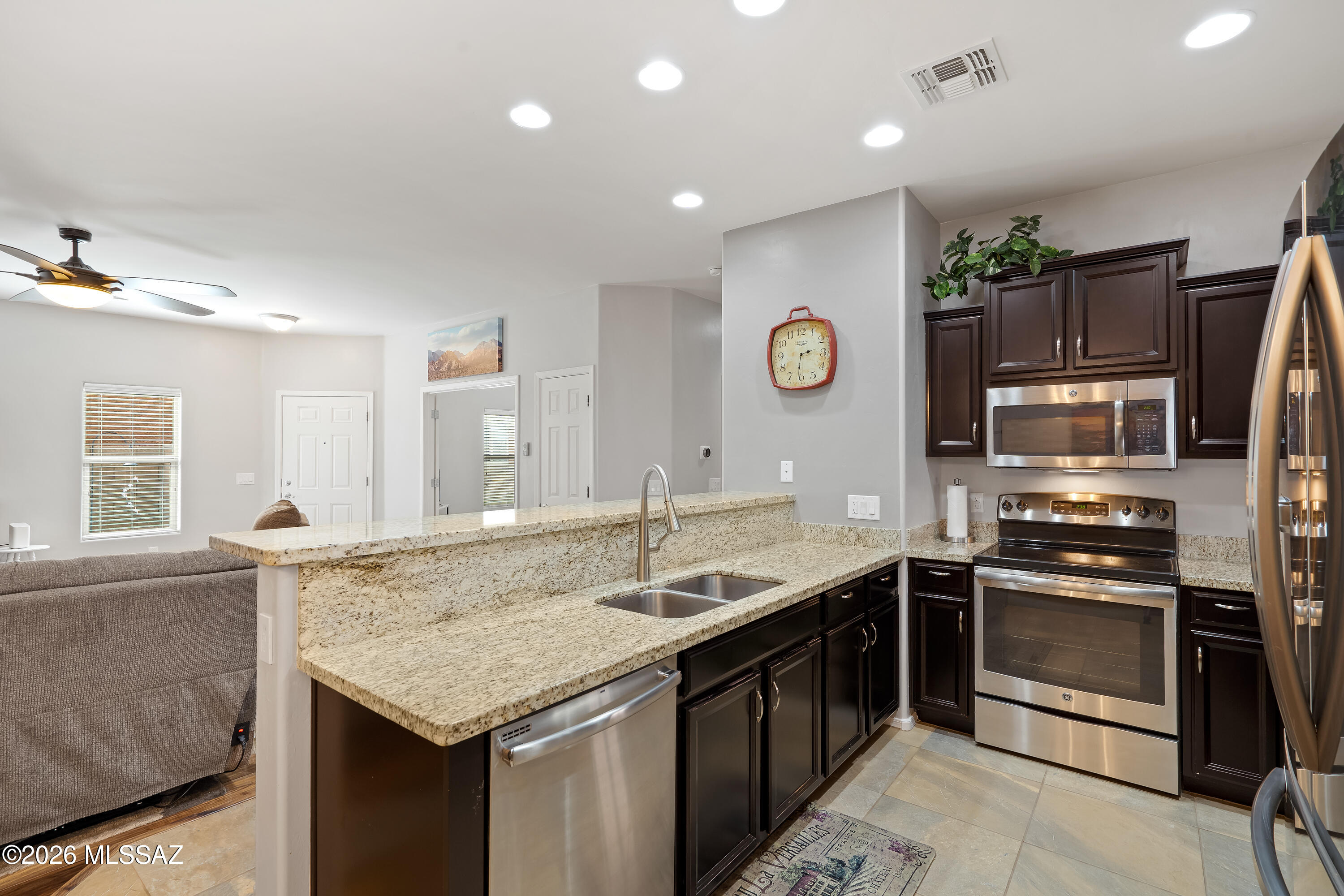 8784 North Norway Spruce Road Tucson, AZ 85743 - Photo 15 of 31