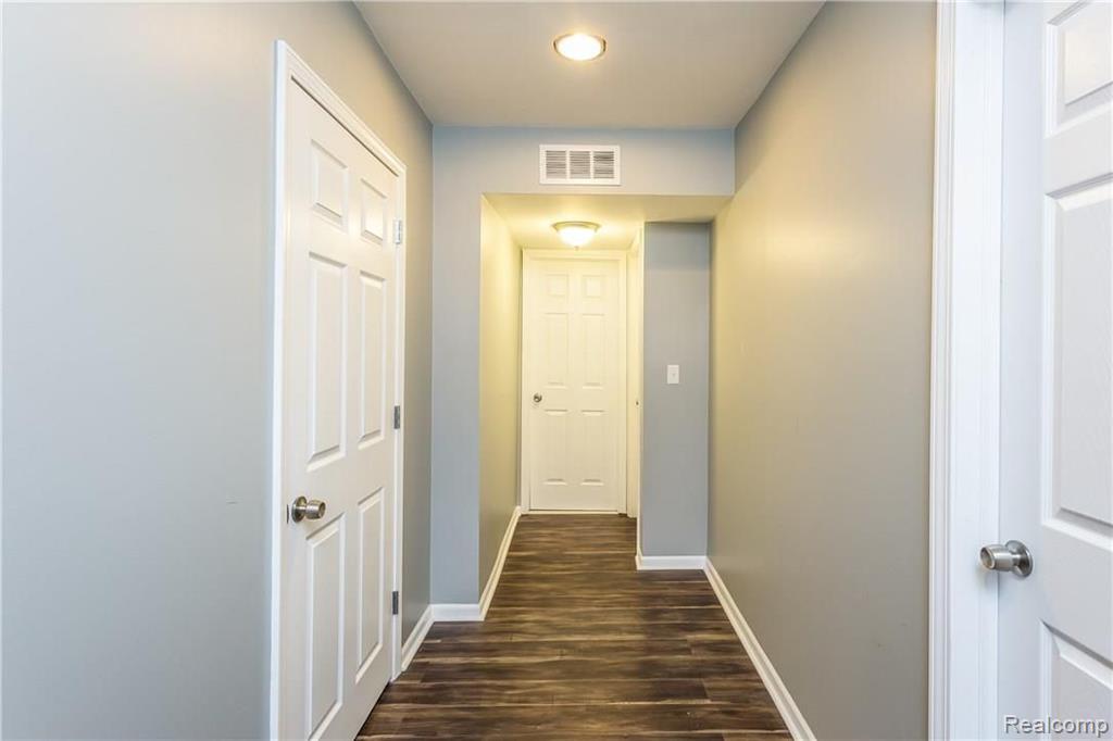21844 Rausch Avenue Eastpointe, MI 48021 - Photo 21 of 29
