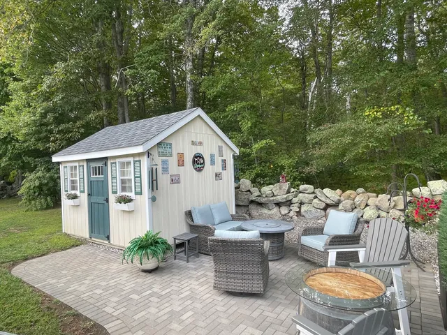 $229,995 | 130 Stephen Drive, Stonington, CT 06378