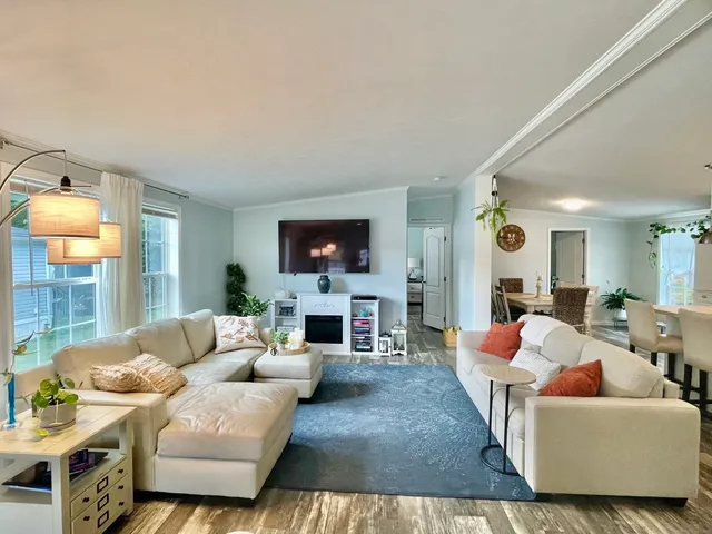 $229,995 | 130 Stephen Drive, Stonington, CT 06378