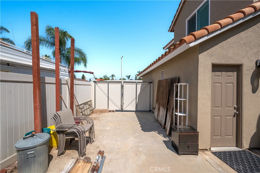 19465 Kinnow Lane Riverside, CA 92508 - Photo 47 of 61 a view of balcony with couch